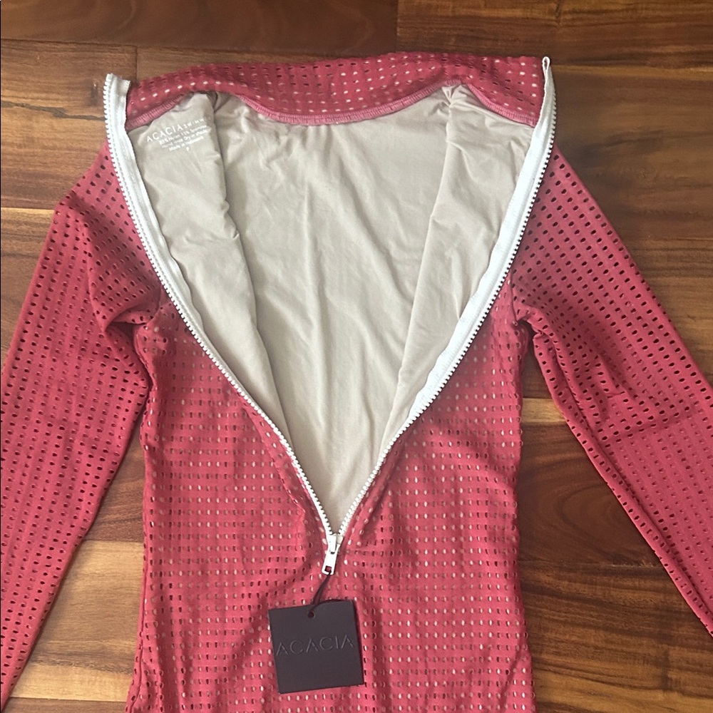 Acacia Swimwear Ehukai surf suit in Lychee Mesh size P NWT RARE!
